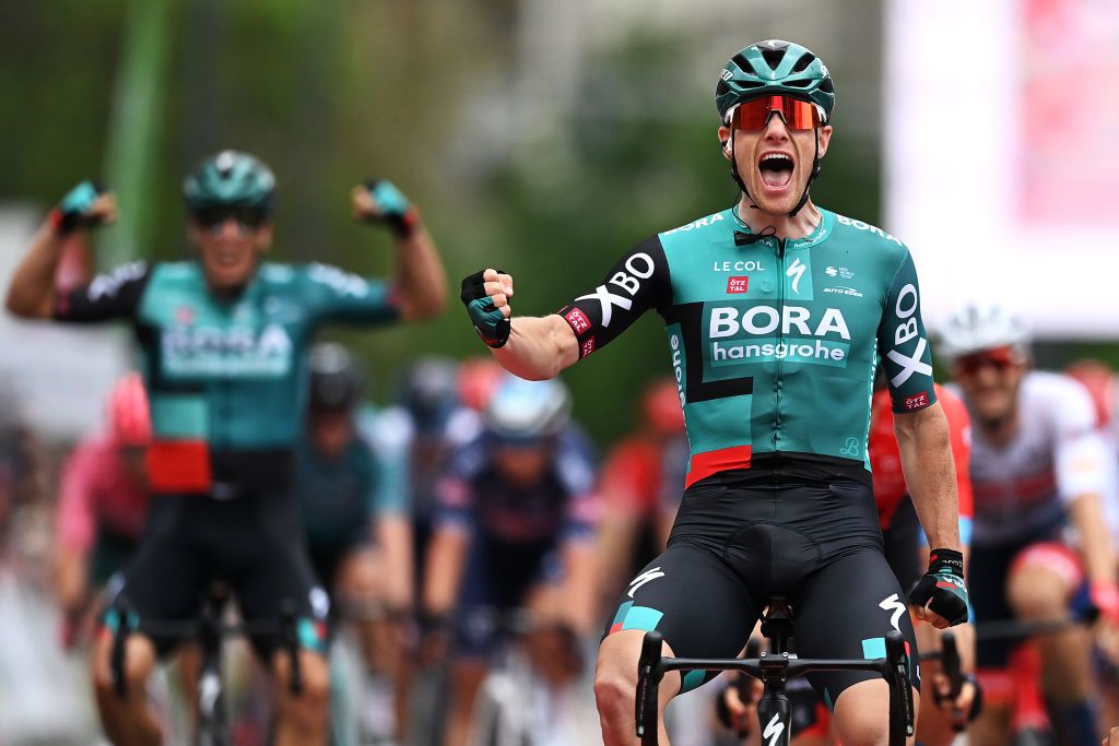 FRANKFURT AM MAIN GERMANY MAY 01 Sam Bennett of Ireland and Team Bora Hansgrohe celebrates at finish line as race winner during the 59th EschbornFrankfurt 2022 a 185km one day race from Eschborn to FrankfurtamMain WorldTour on May 01 2022 in Frankfurt am Main Germany Photo by Stuart FranklinGetty Images