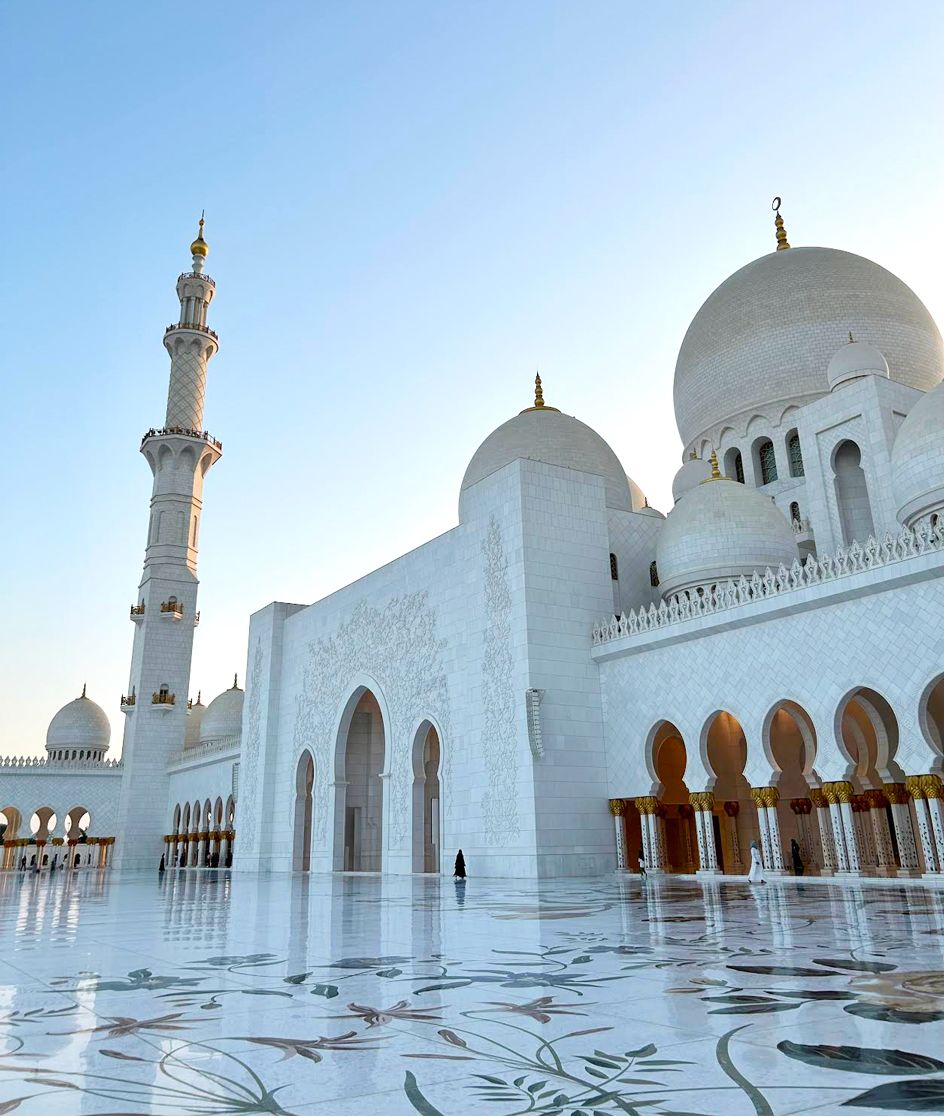 Abu Dhabi Sheikh Zayed Grand Mosque