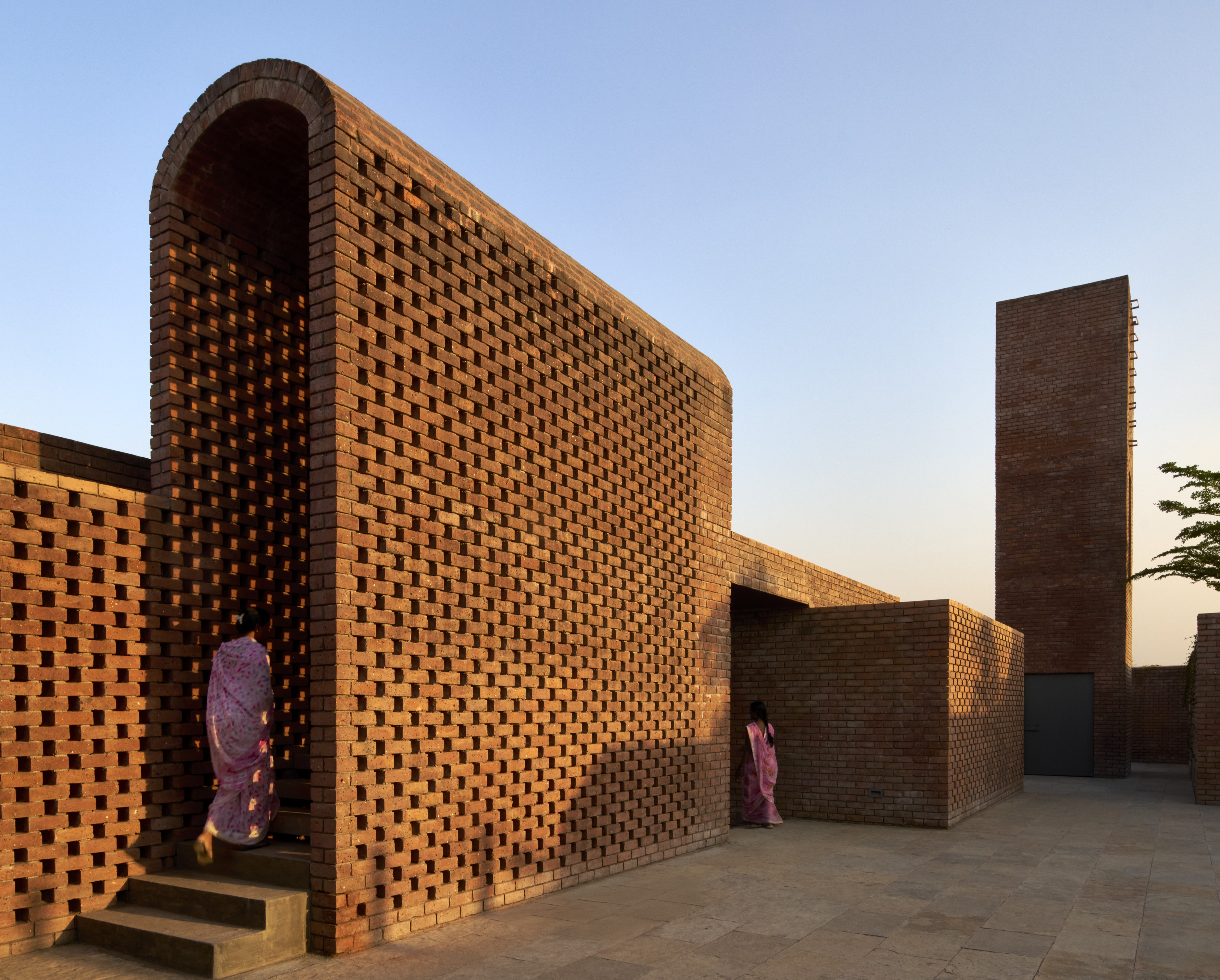 The Street clubhouse, Pune, by Studio VDGA