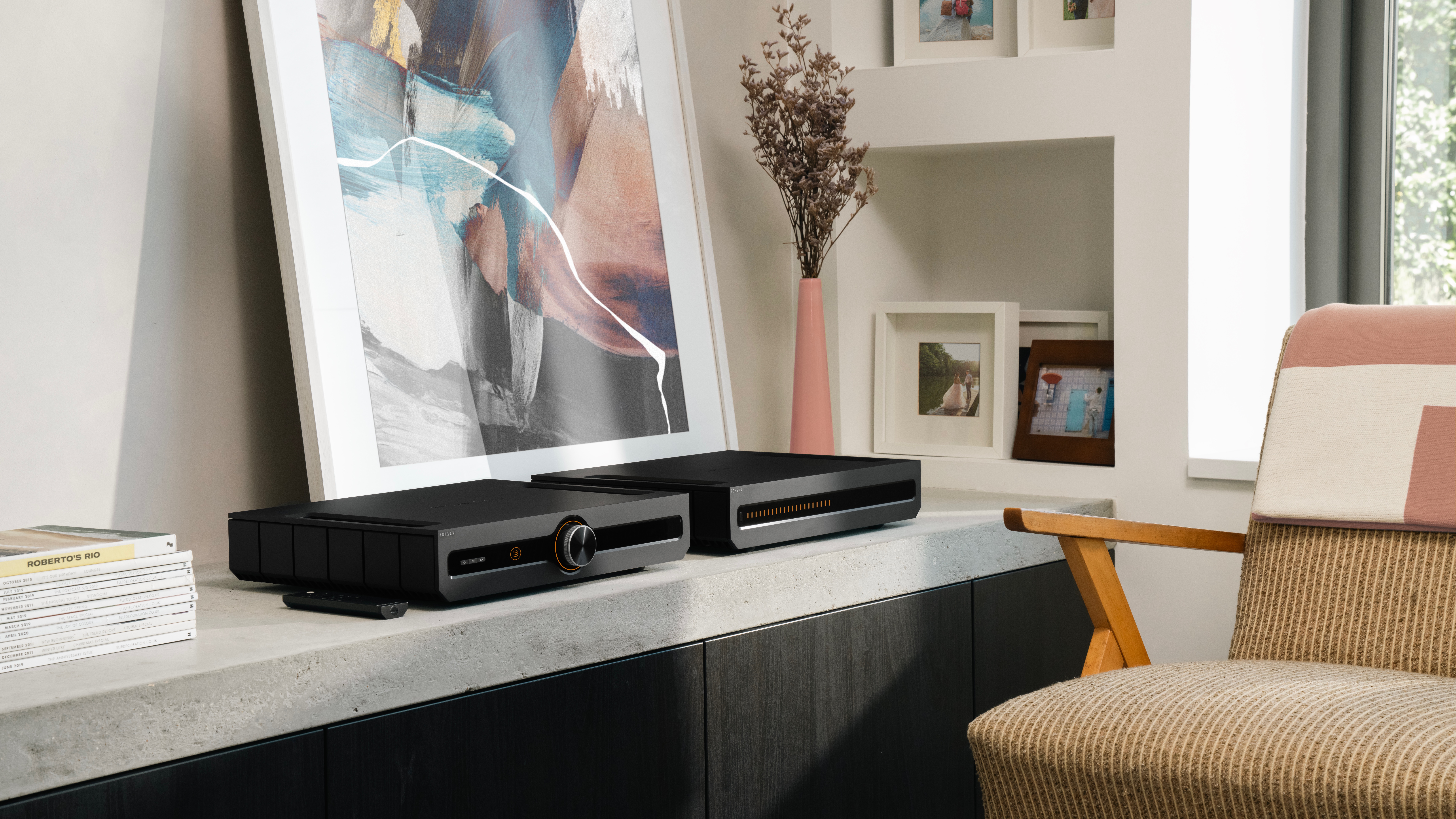 Roksan Caspian 4G streaming preamp and power amplifier