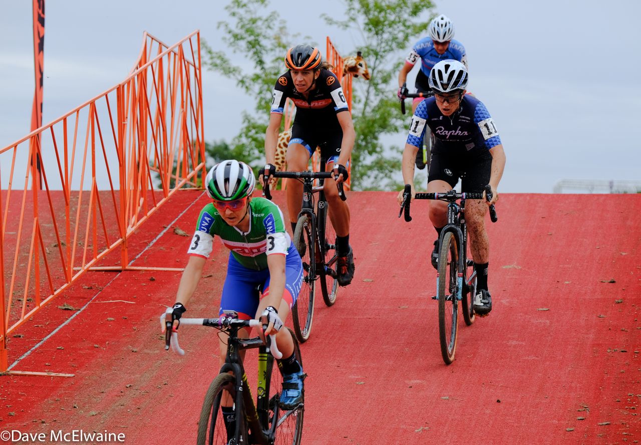 Eva Lechner (Cliff Pro Team) leading over one of the flyovers during lap one