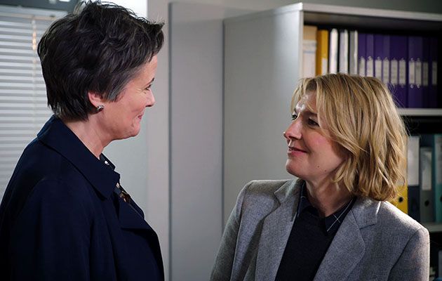 Holby City Spoilers: Trauma surgeon Bernie Wolfe is back!