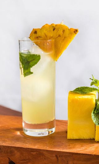 Pineapple & Mint Mojito