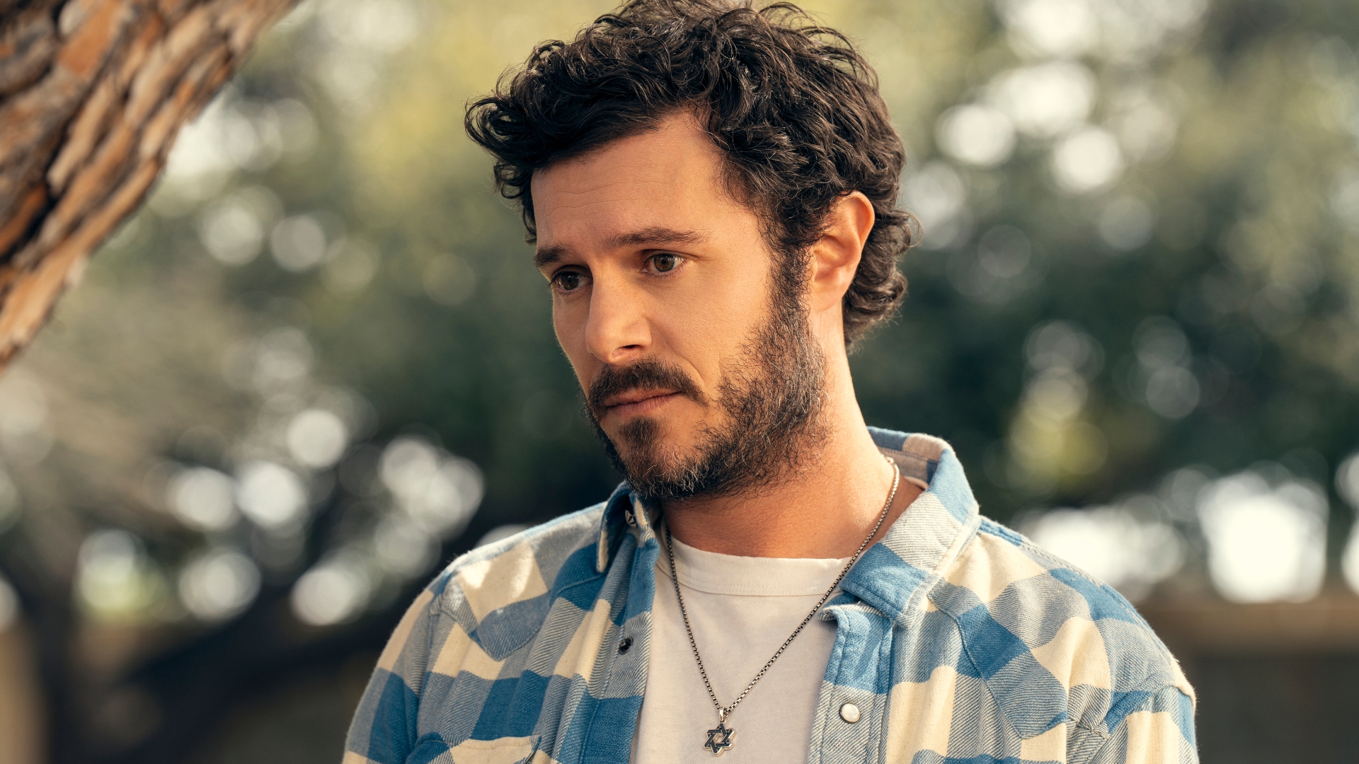 Noah looks to the side in Nobody Wants This season 2