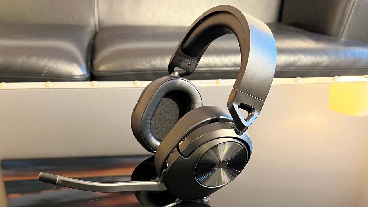 A Corsair HS55 Stereo