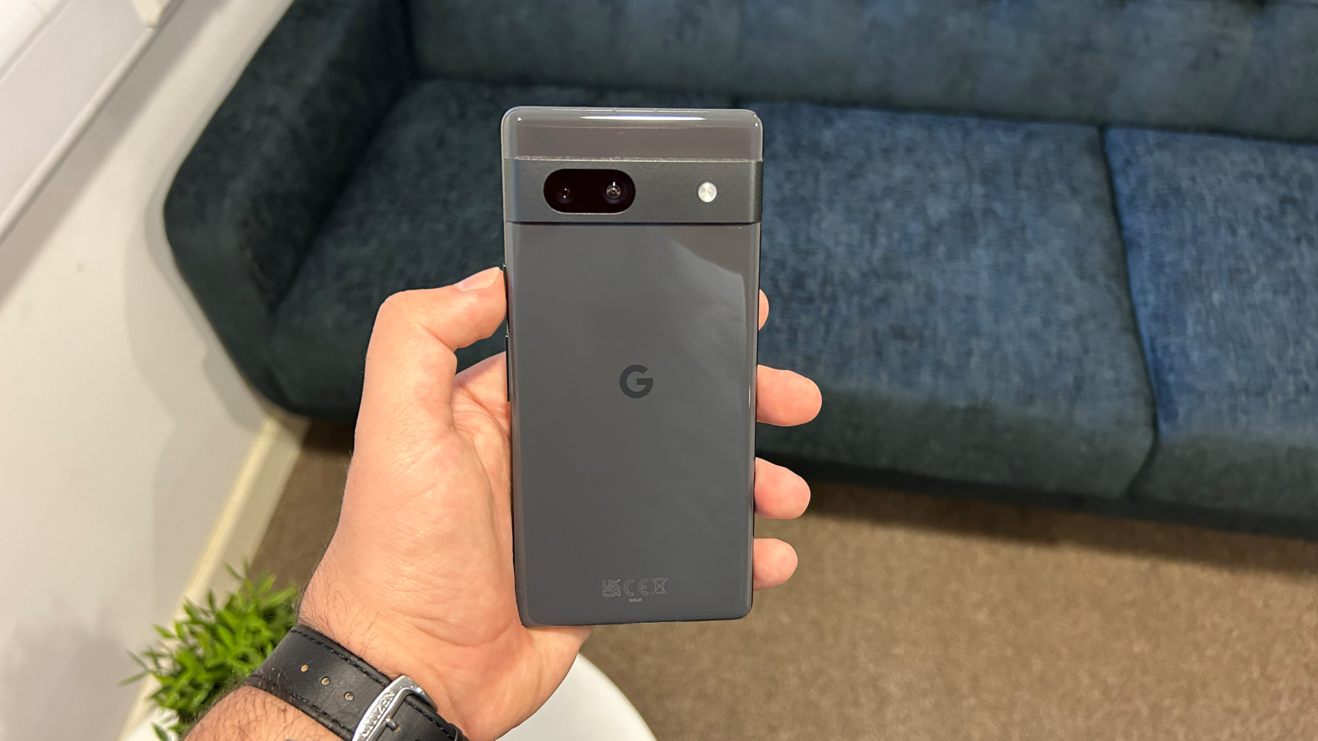 Android akıllı telefon: Google Pixel 7a