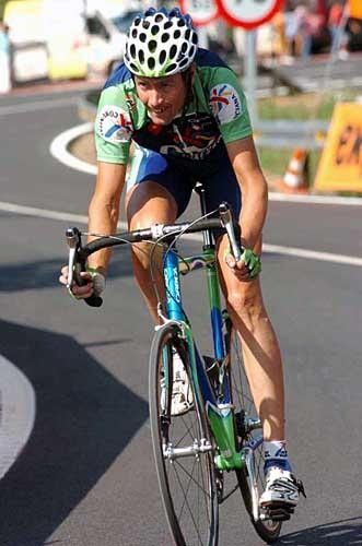 Carlos Garcia Quesada (Comunidad Valenciana) riding to a top-10 finish.