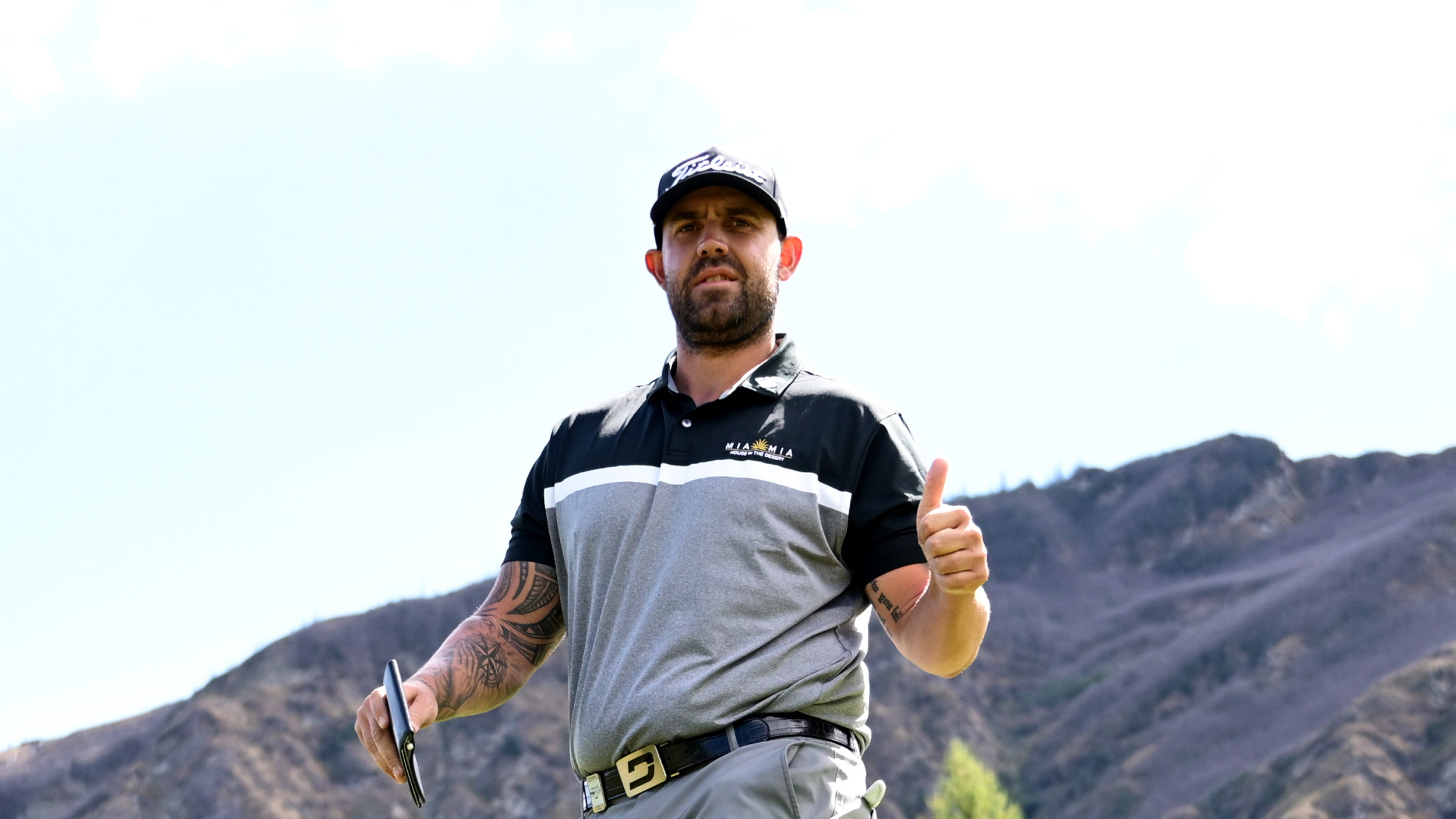 Ryan Peake gives a thumbs up towards the camera during round four of the 2025 New Zealand Open