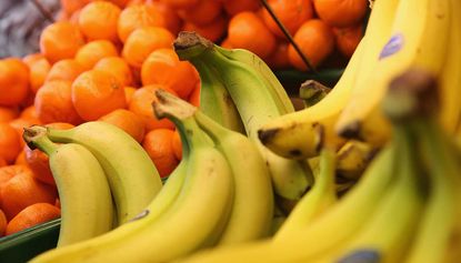 A robbery attempt has been foiled by a well-aimed banana