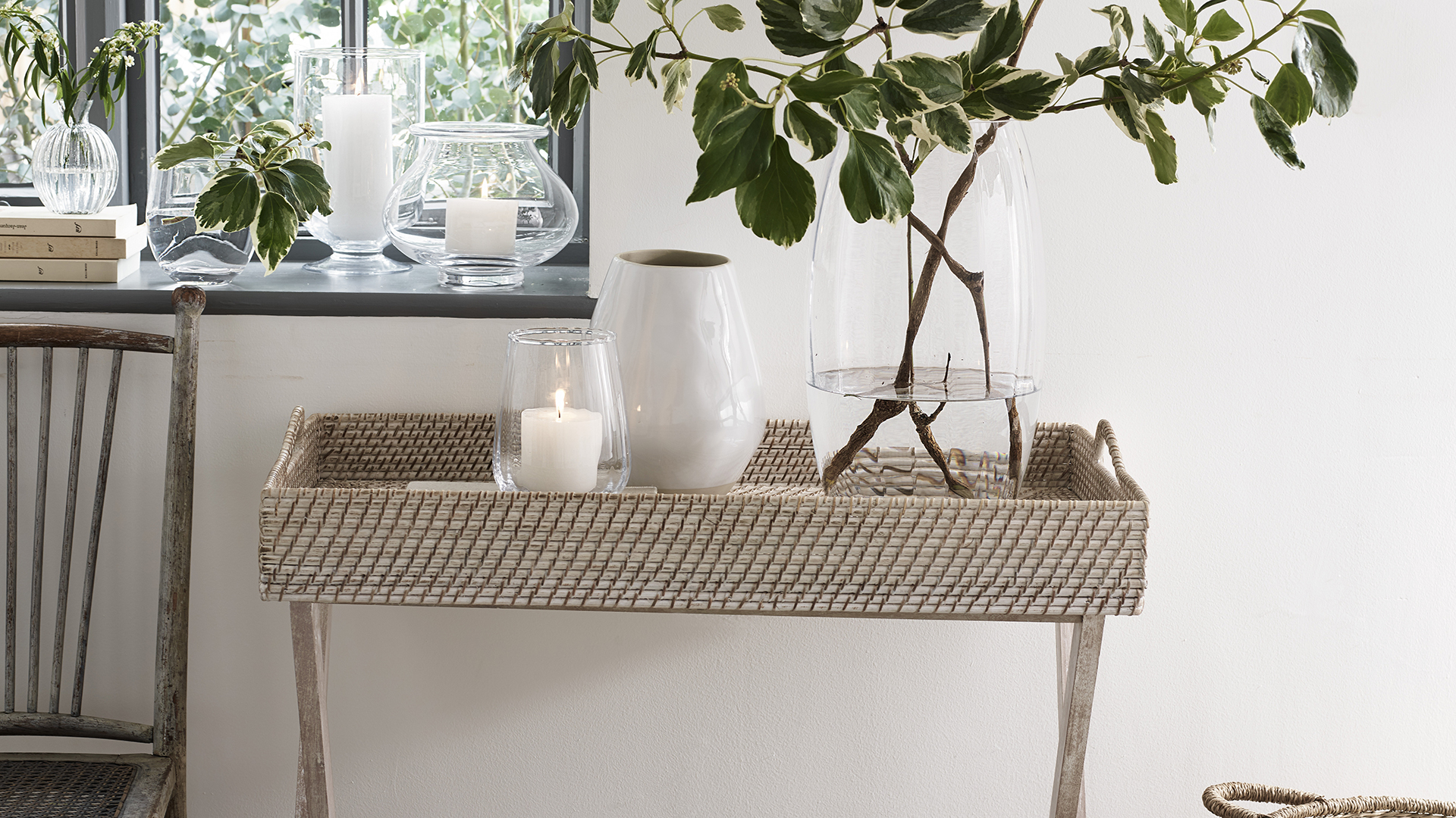 Rattan tray