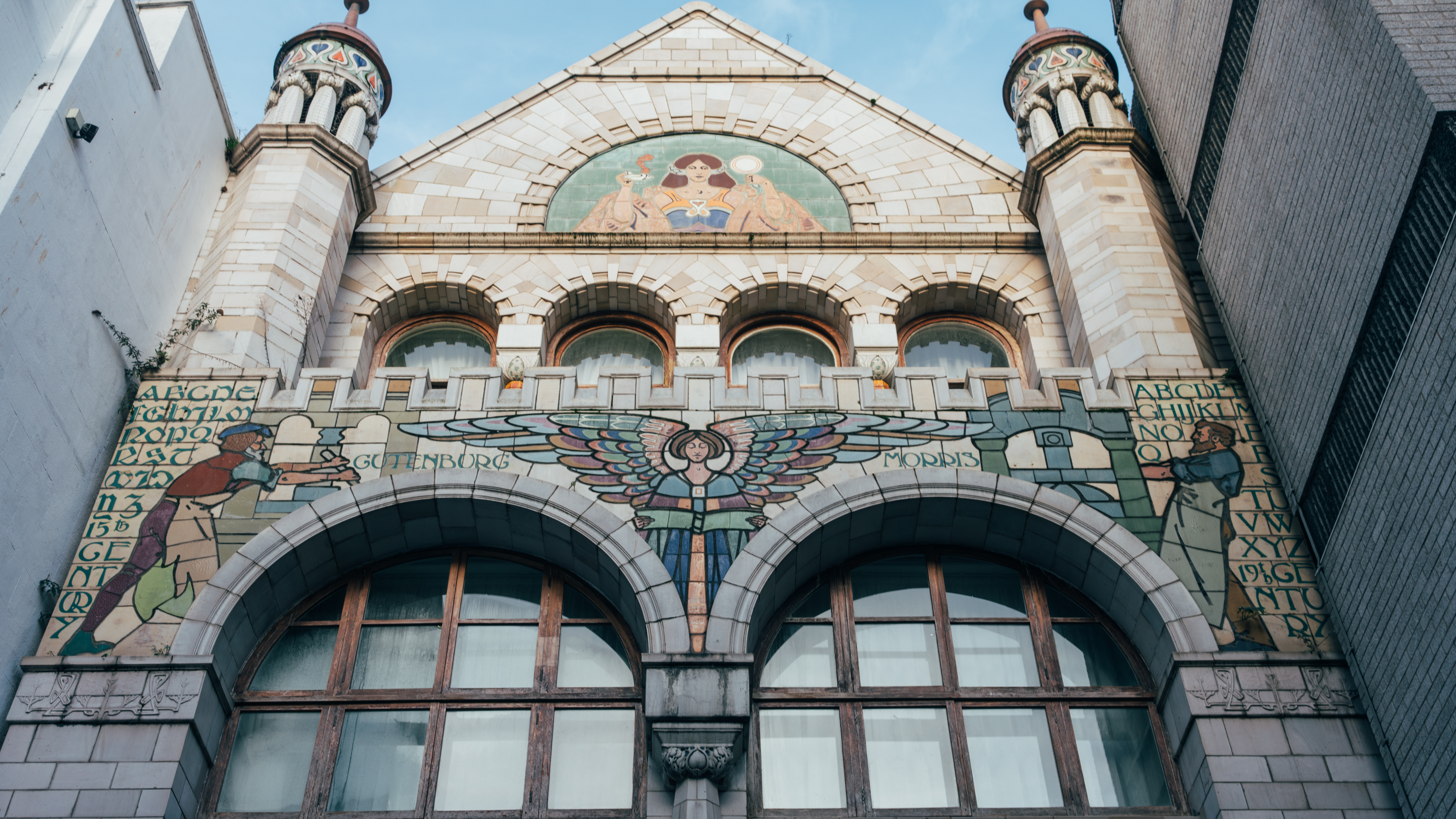 Shot of an ornate building in Bristol, UK