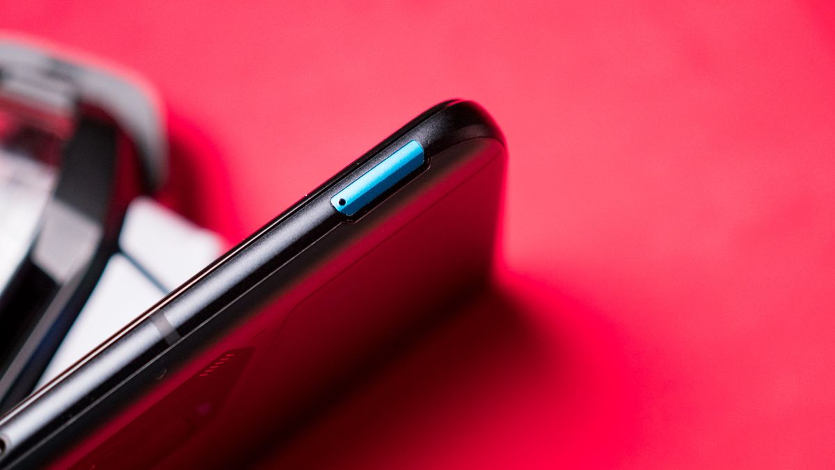 ASUS ROG Phone 6D Ultimate review
