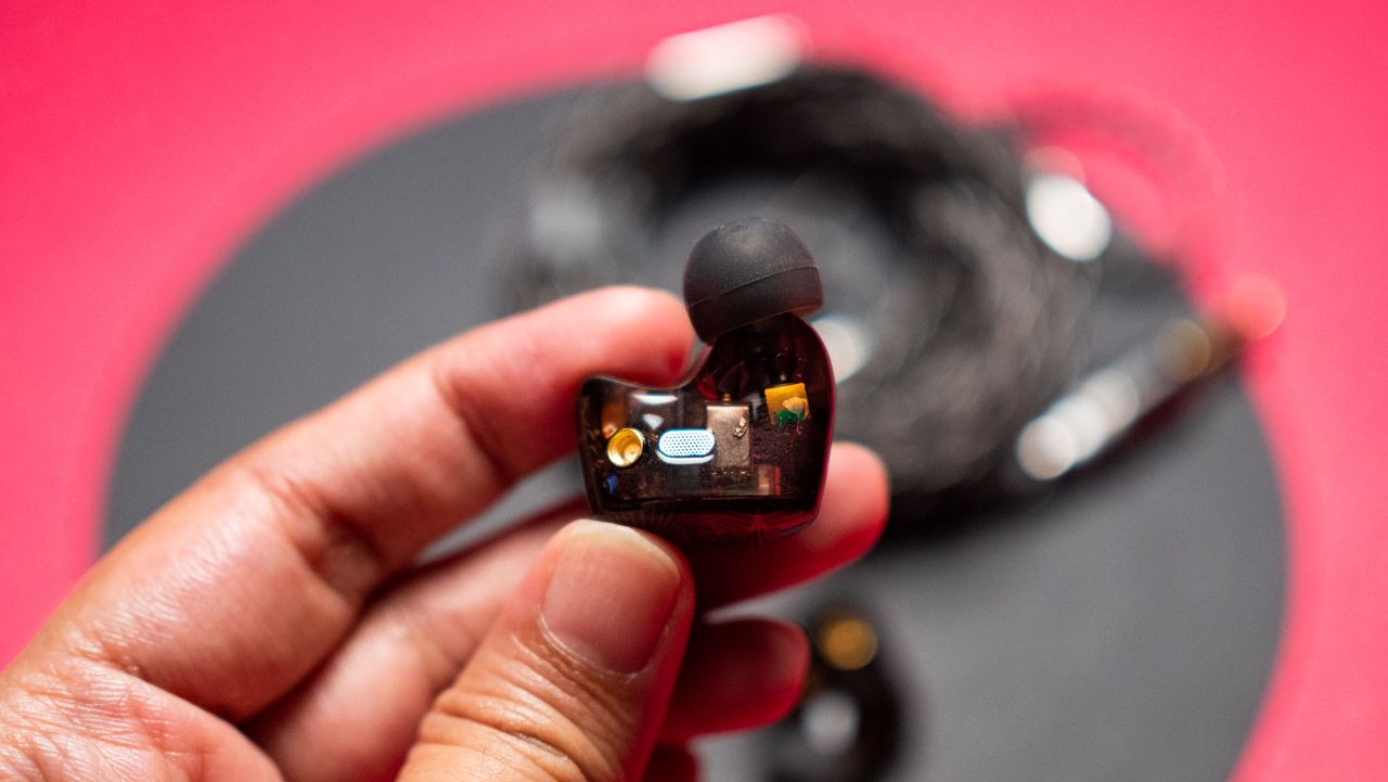 Fiio FX15 IEM review