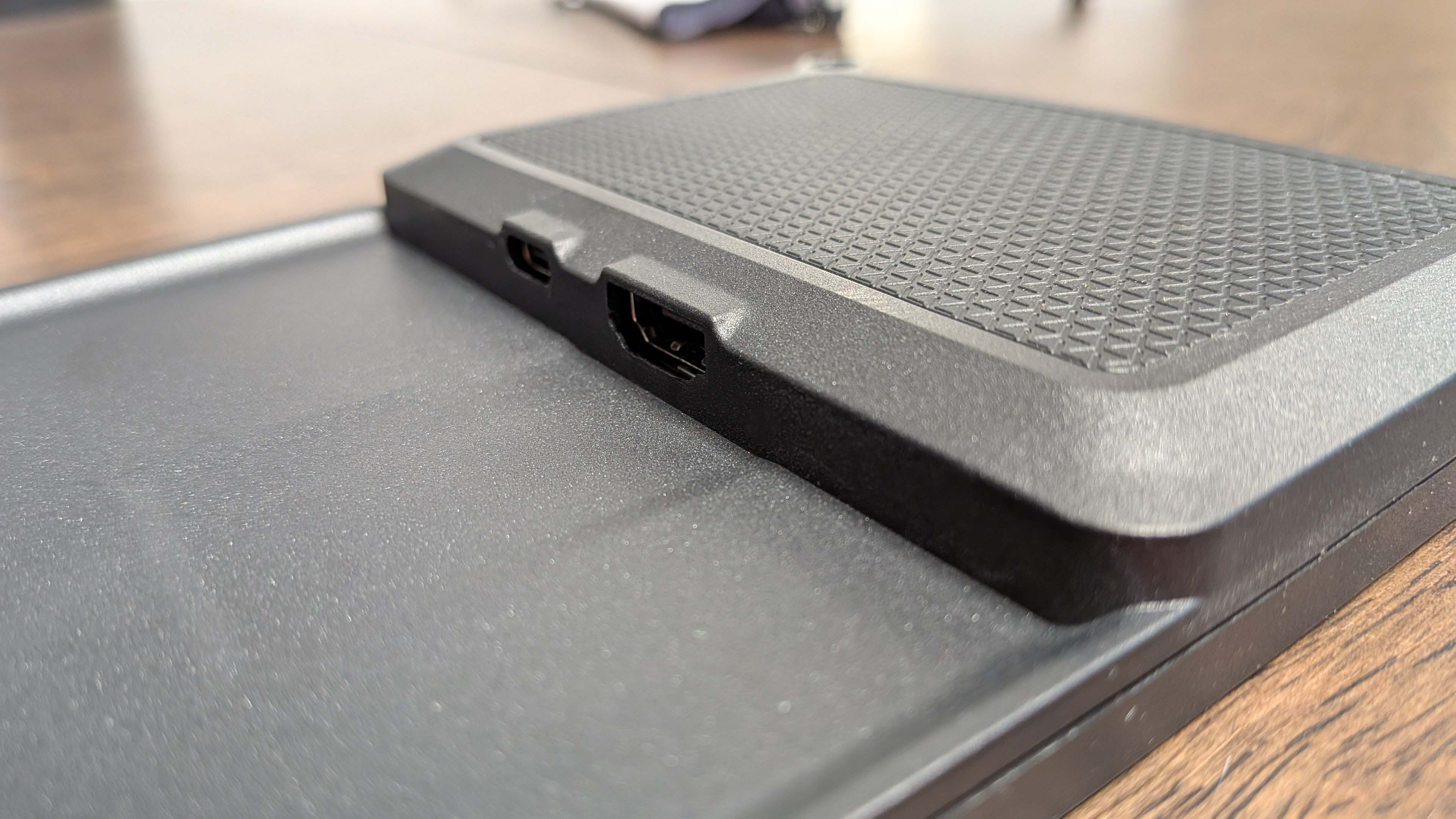 Corsair Xeneon Edge screen