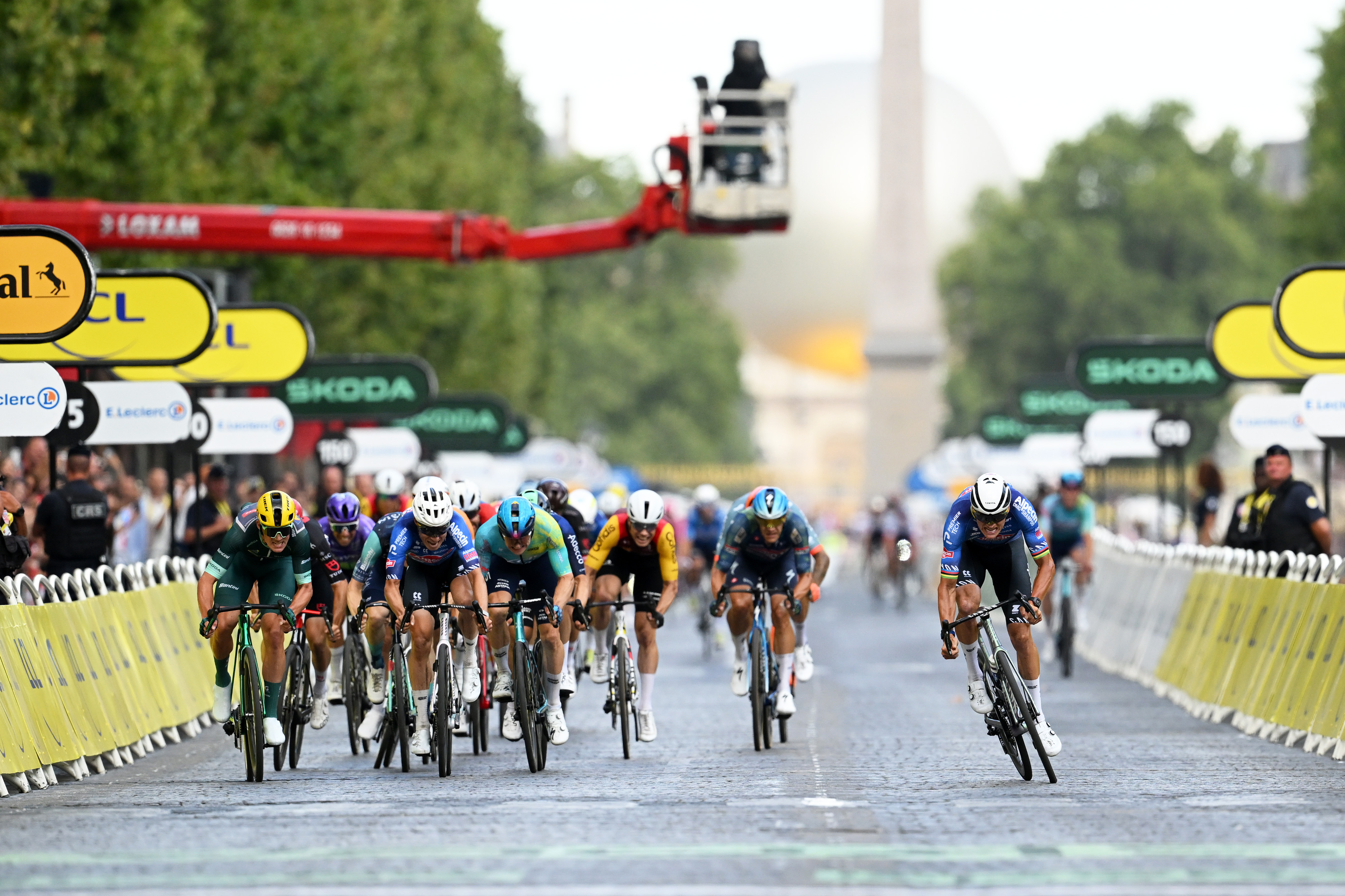 PARIS, FRANCE - JULY 26: A general view of Mads Pedersen of Denmark and Team Lidl - Trek - Green Sprint Jersey, Jasper Philipsen of Belgium and Team Alpecin-Premier Tech, Max Kanter of Germany and Team XDS Astana and Mathieu van der Poel of Netherlands and Team Alpecin-Premier Tech sprint at finish line to win the stage during the 113th Tour de France 2026, Stage 21 a 89km stage from Paris to Paris / #UCIWT / on July 26, 2026 in Paris, France. (Photo by Dario Belingheri/Getty Images)