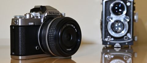 Nikon Z 28mm f/2.8 SE