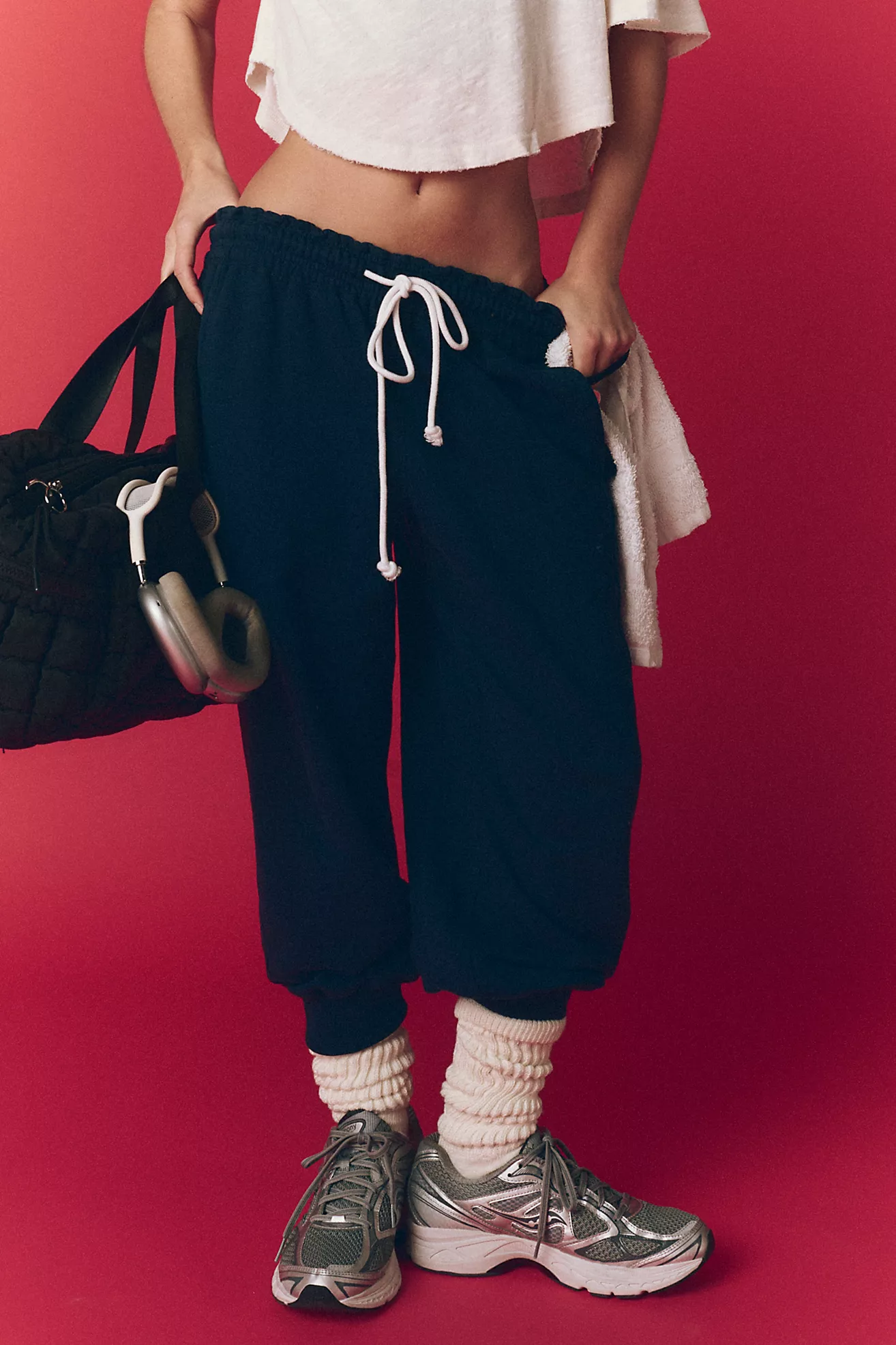 Flutter Cropped Joggers