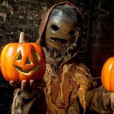 Halloween costumes with pumpkins