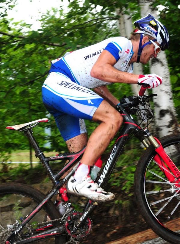 Burry Stander (Specialized) goes on to pass Todd Wells.