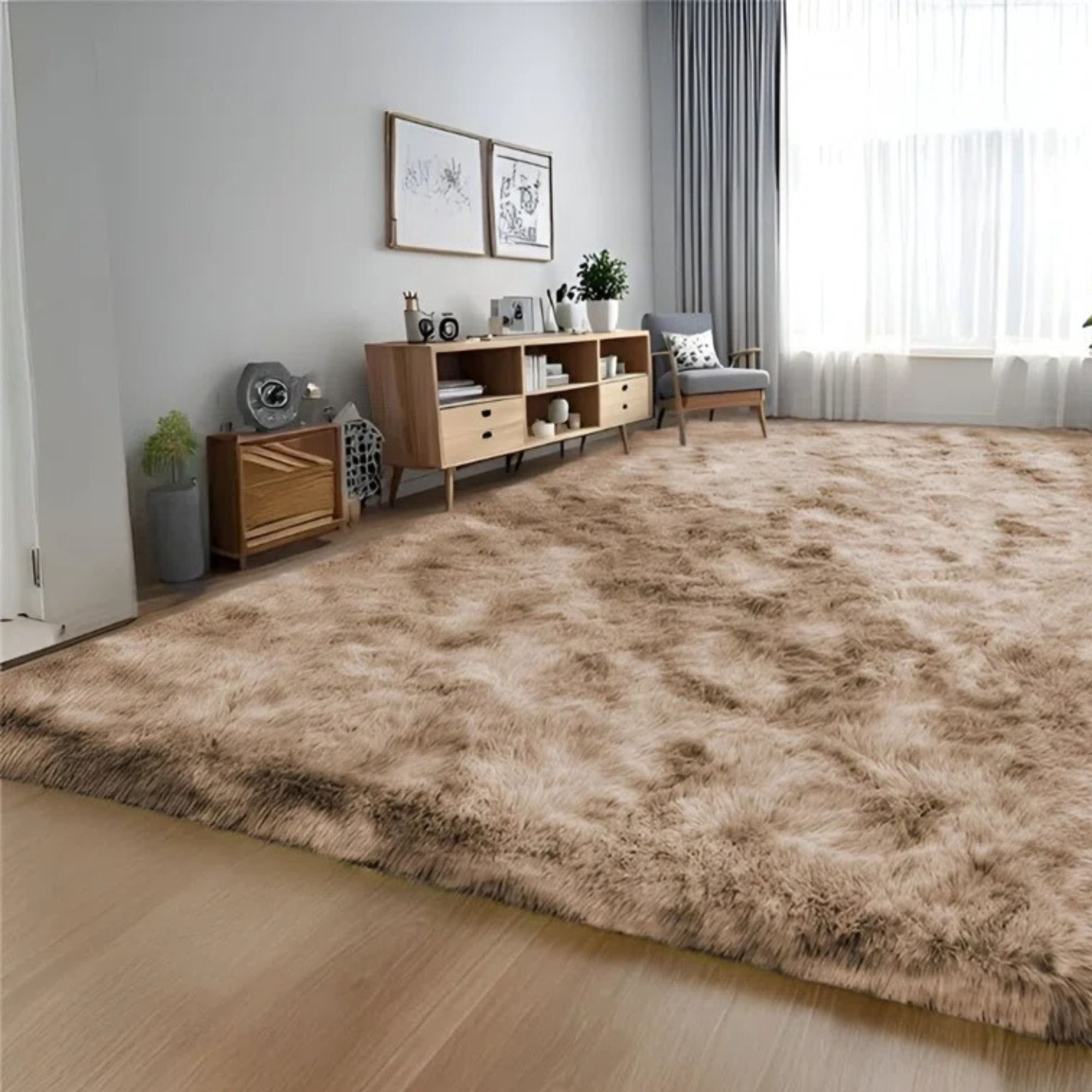 picture of beige shaggy rug