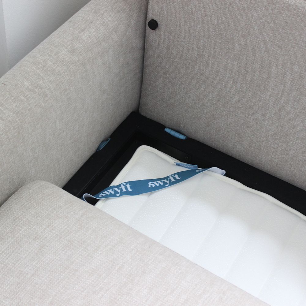 Mattrass topper in the Swyft Model sofa bed