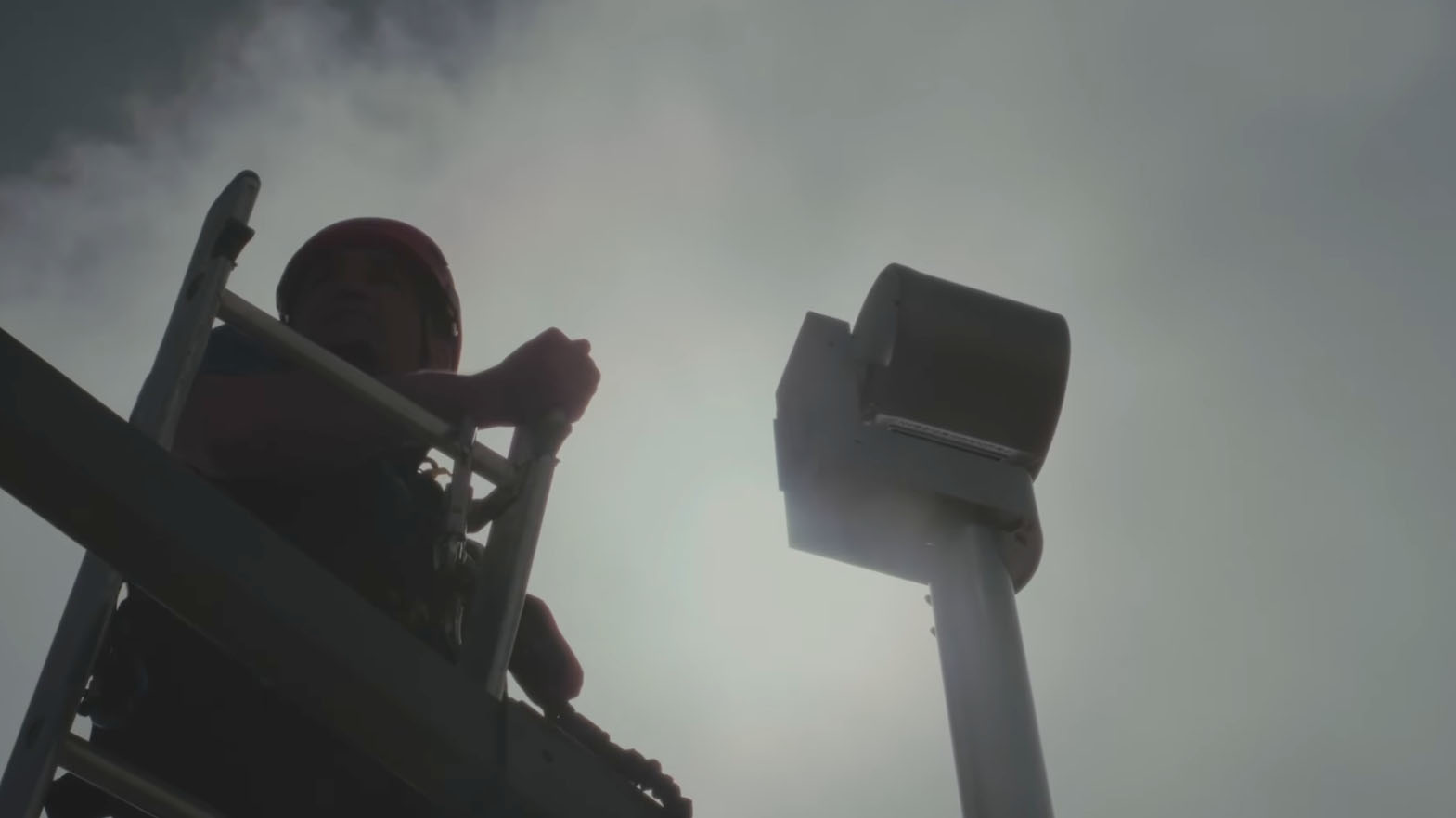 A Fujifilm X-T5 in Roundcam housing operating as a live cam