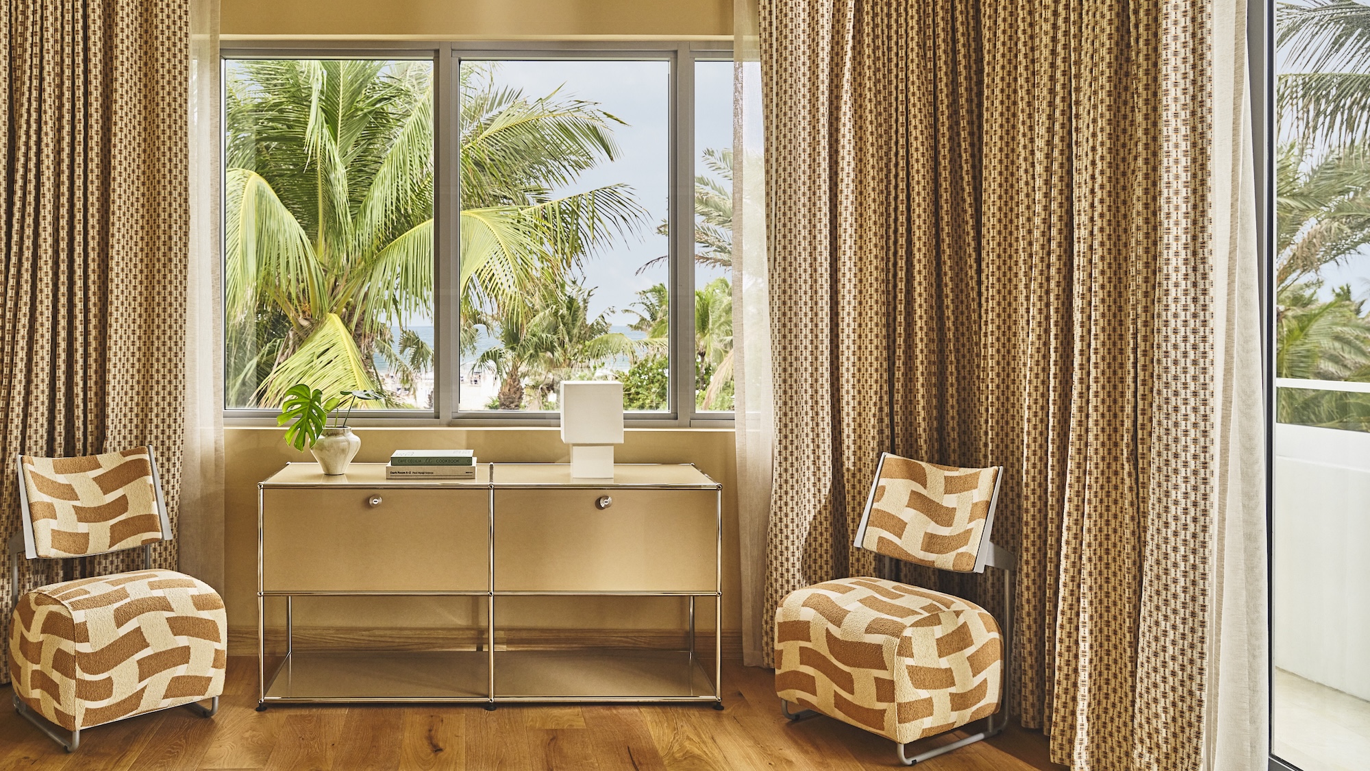 Best luxury hotels miami