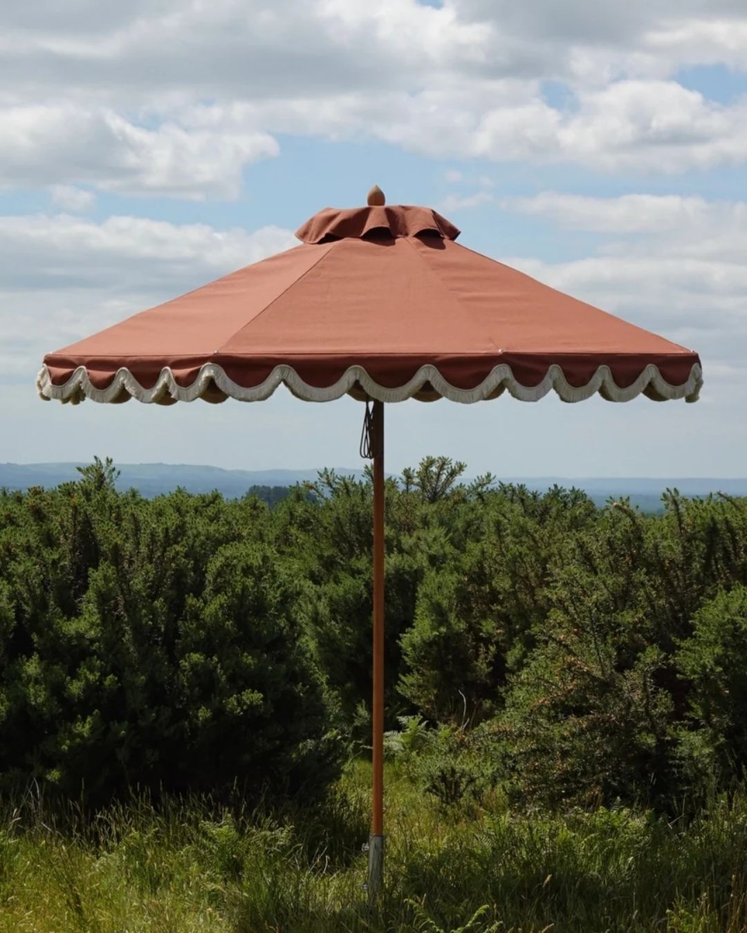 Scalloped Parasol With Cream Fringe.