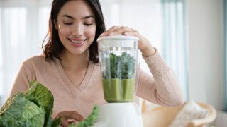A leafy green smoothie is a good source of magnesium