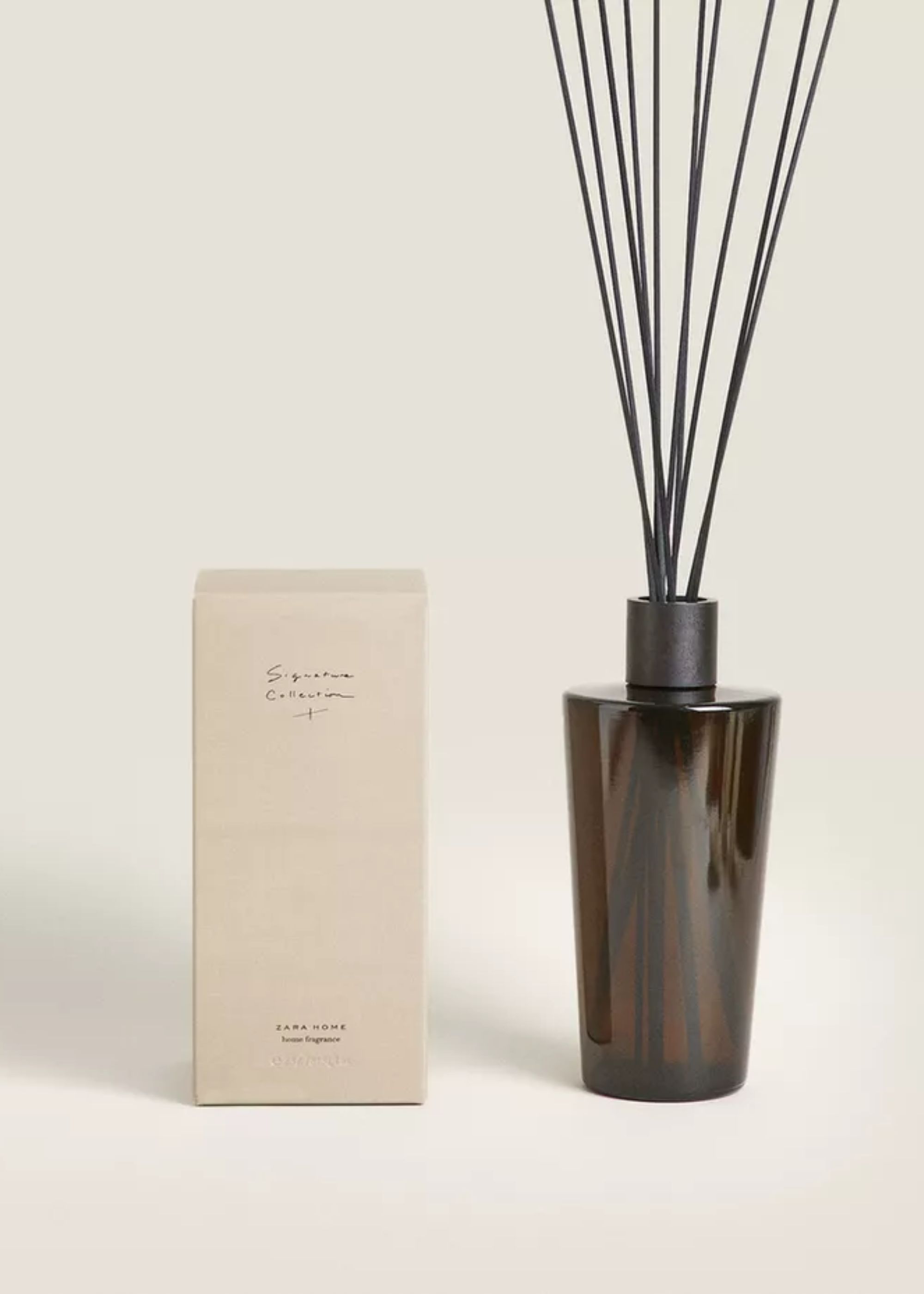 Zara Home, (2.5 L) Signature Collection Xxl Reed Diffusers