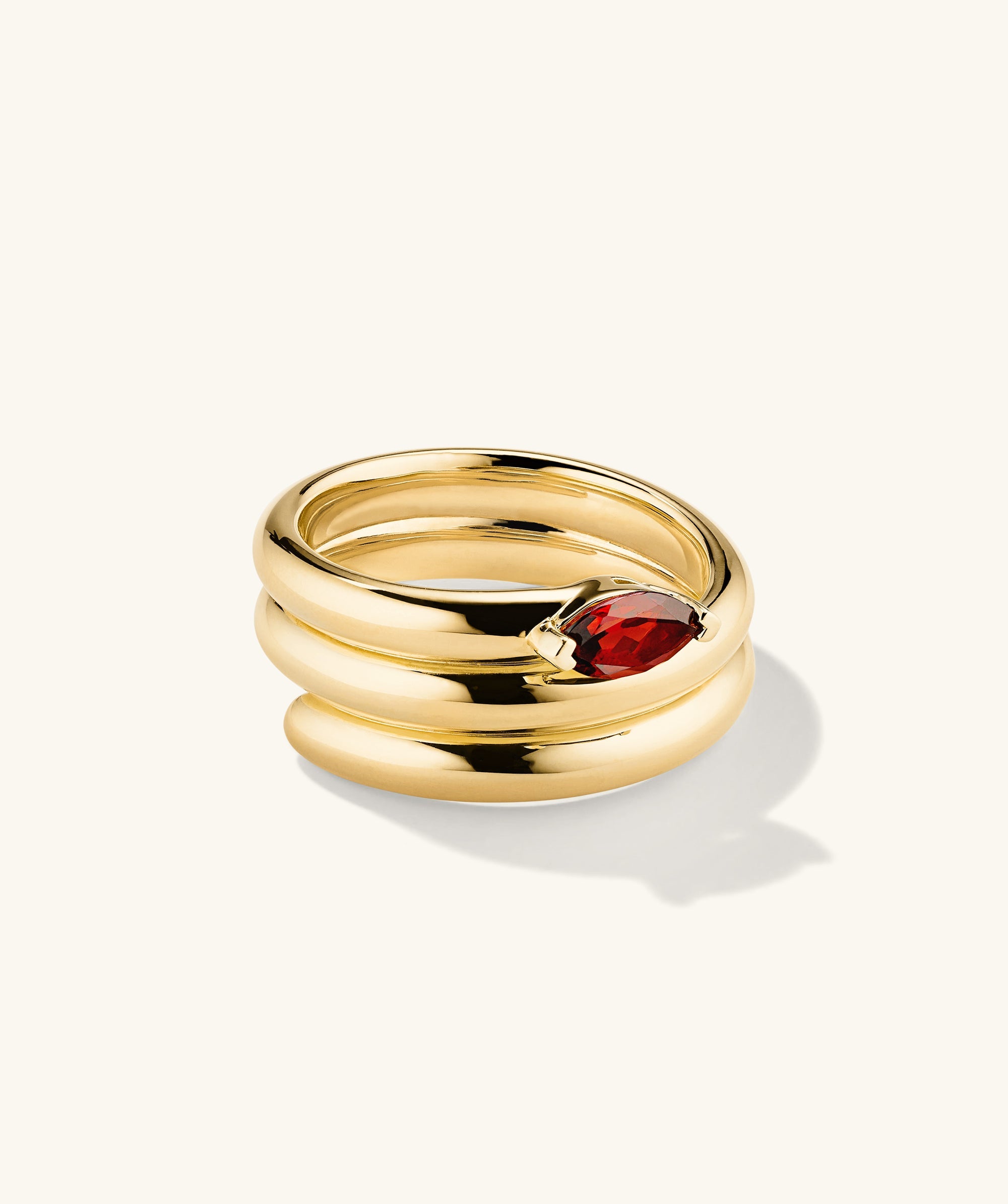 18k Gold Vermeil / Garnet / 4