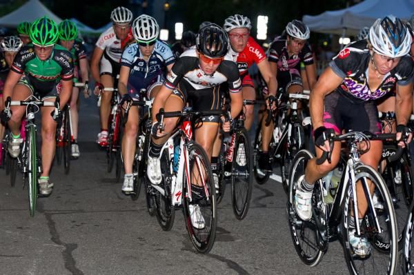 Laura Van Gilder (Mellow Mushroom-Rose Bandit Racing), right
