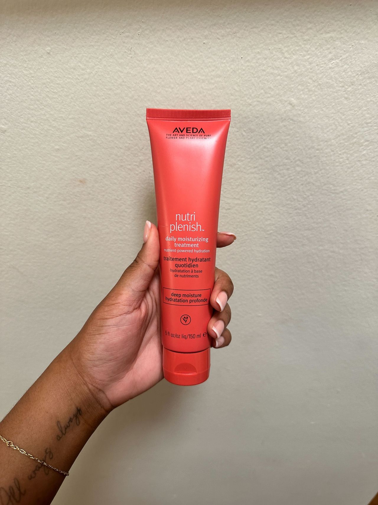 Ariel Baker testing Aveda Nutriplenish Daily Moisturizing Treatment.
