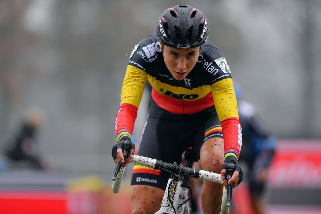 RIJKEVORSEL BELGIUM NOVEMBER 22 Sanne Cant of Belgium and Team Iko Crelan Mud during the 9th Superprestige Merksplas 2020 Women Elite SuperprestigeCX SPMerksplas CX on November 22 2020 in Rijkevorsel Belgium Photo by Luc ClaessenGetty Images