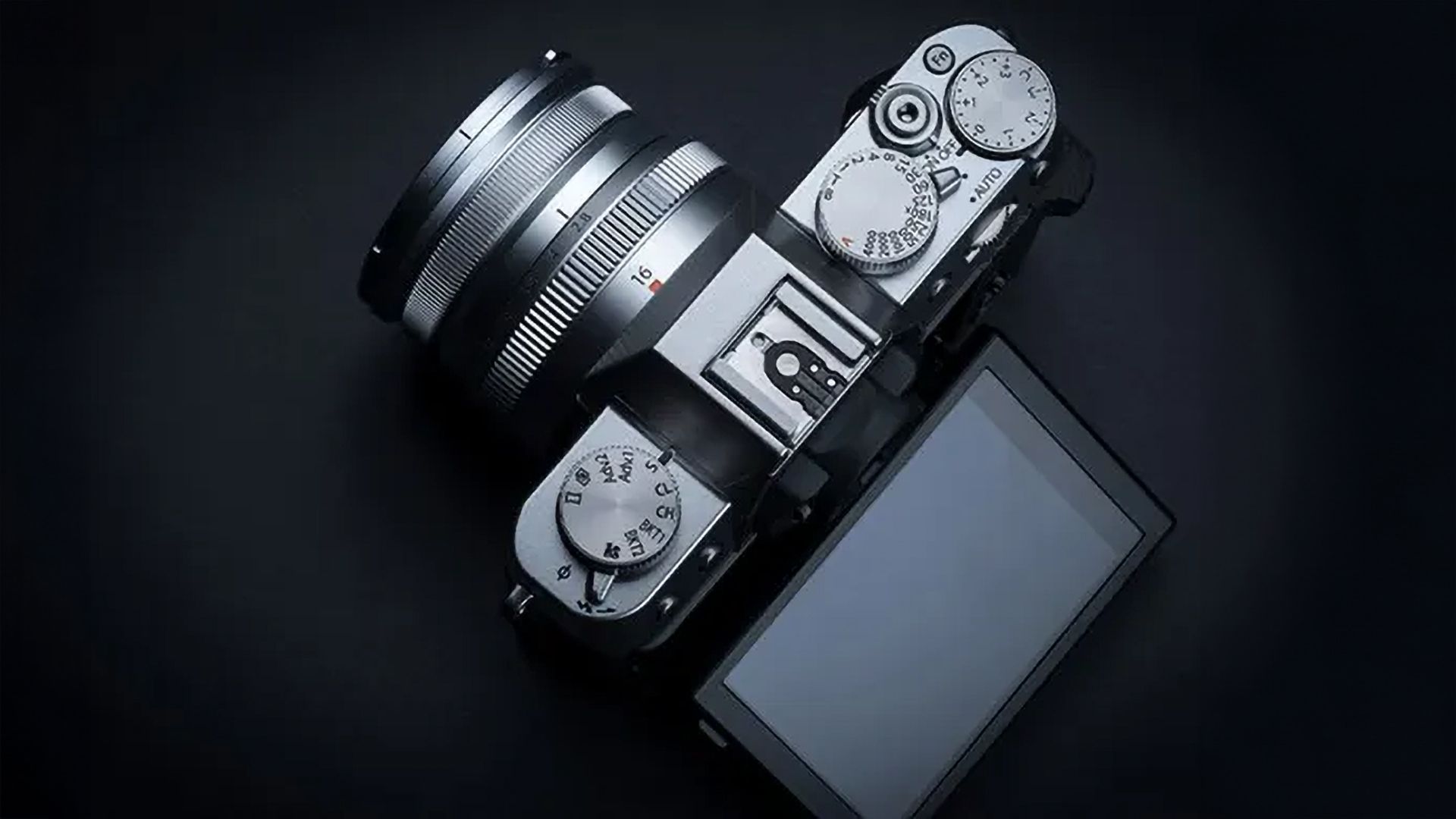  Fujifilm could soon launch the perfect travel combo for beginner photographers with its rumored X-T30 III and kit lens 