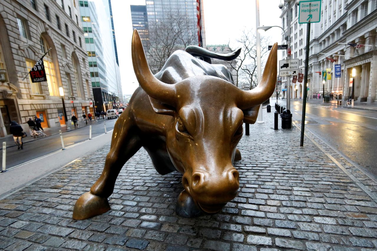 The Wall Street bull.