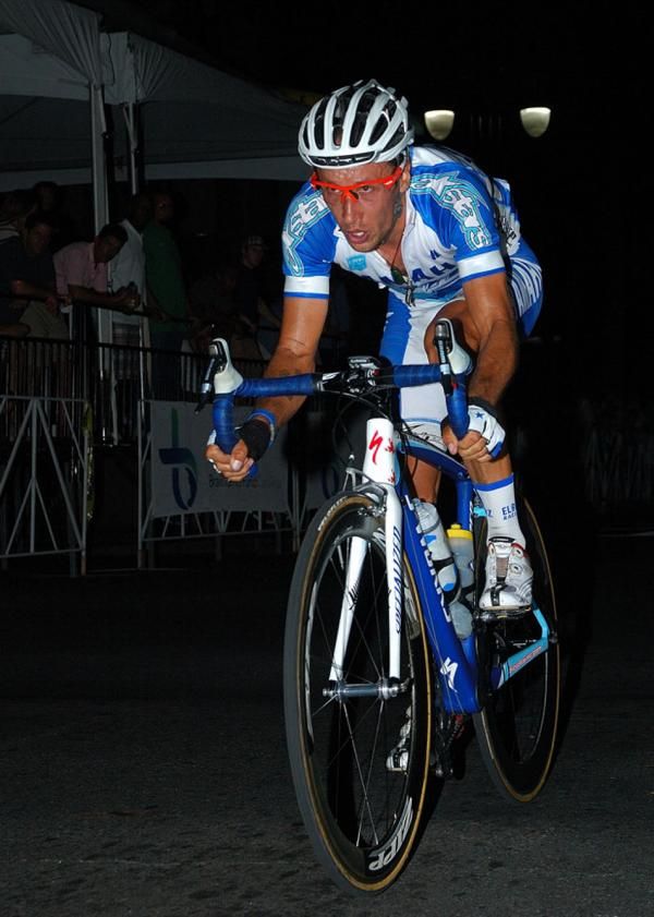 Heath Blackgrove (ELBOWZ RACING) would escape alone for many laps at 2011 Charlotte Presbyterian Crit.