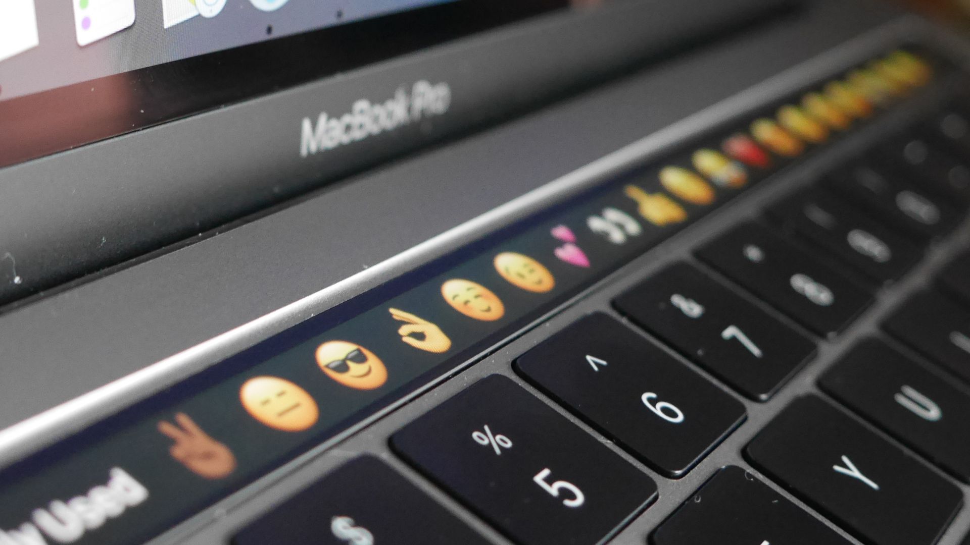 Apple's touchscreen MacBook keyboard may be unlike anything we've seen