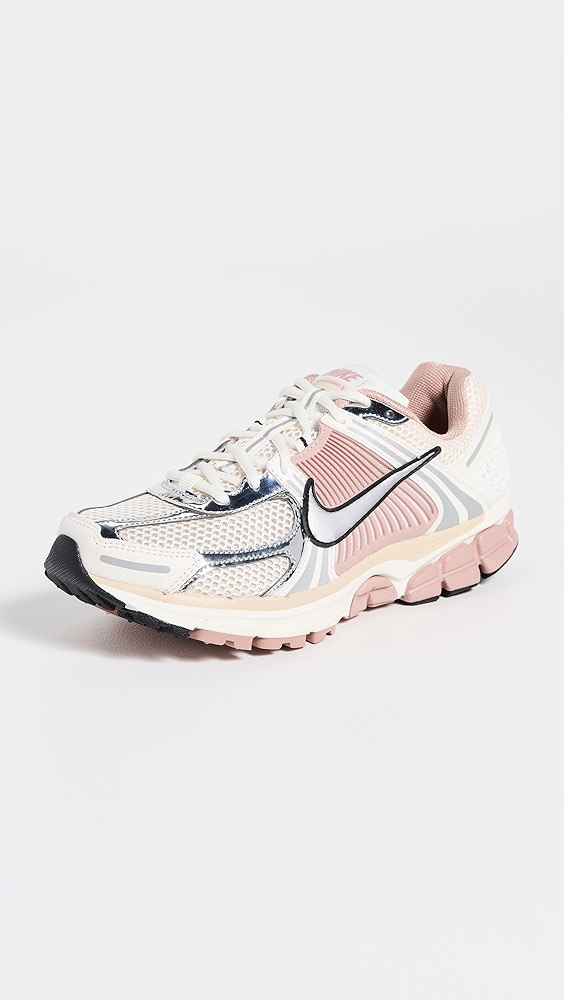 Nike W Nike Zoom Vomero 5 News