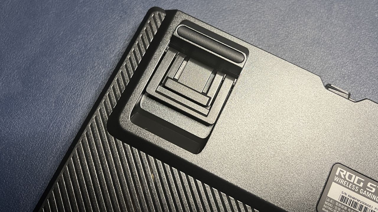 Asus ROG STRIX Scope II 96