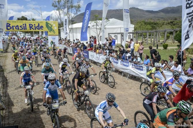 Racers roll out for stage 3