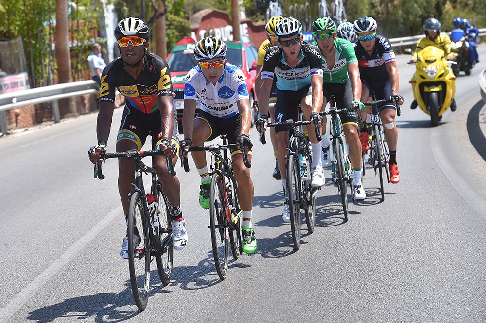 Natnael Berhane (MTN - Qhubeka) drives the break