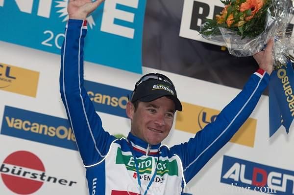 Thomas Voeckler (Europcar) on the podium stage 4 of Paris-Nice
