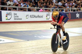 Bradley Wiggins in his UCI Hour Record attempt in 2015