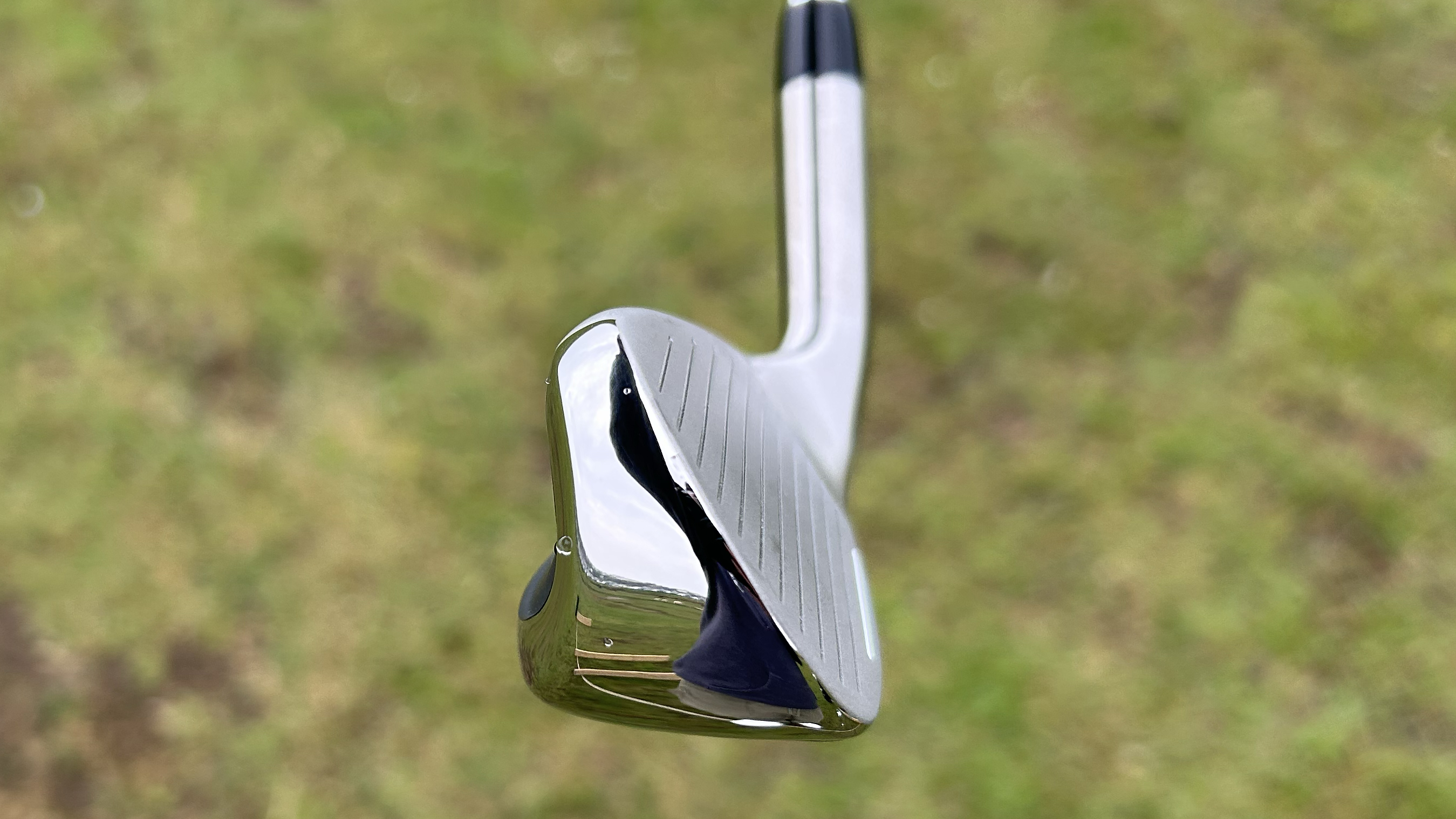 Photo of the Tour Edge Hot Launch X525 Ironwoods