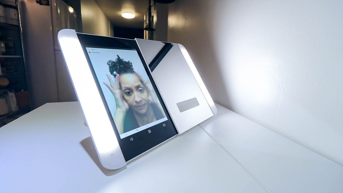HiMirror Slide review This smart mirror is the skinanalyzing virtual