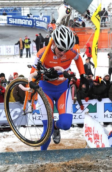 Marianne Vos (Netherlands) put in a commanding performance in Tabor.