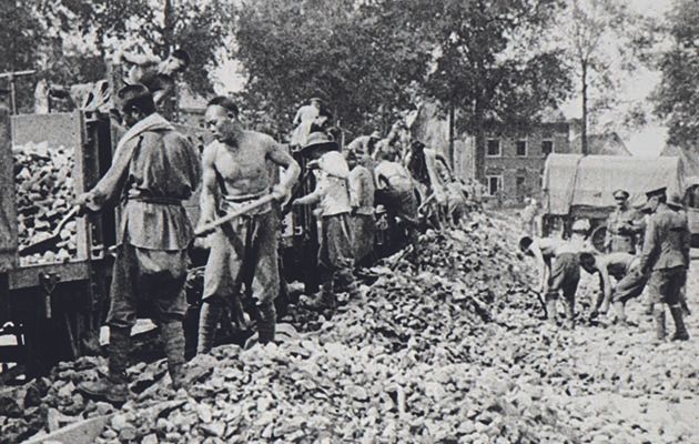 This amazing documentary reveals the role a 140,000- strong Chinese army played in World War One.