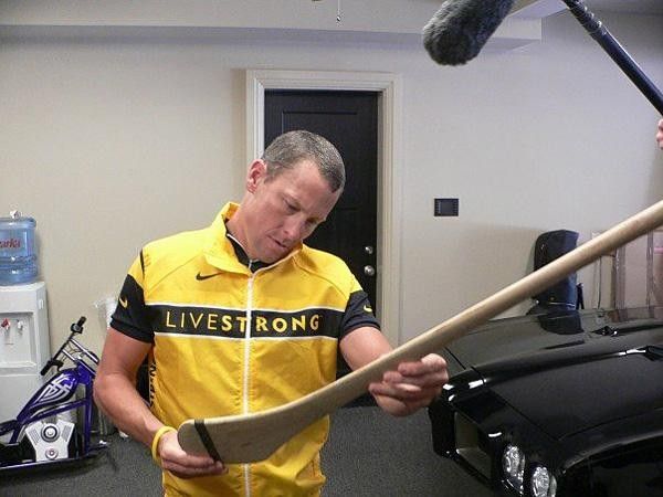 Cancer survivor Lance Armstrong checks out