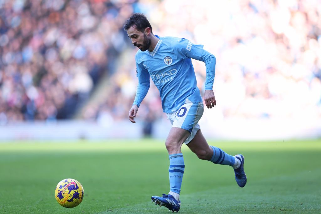 Bernardo Silva of Manchester City during the Premier League match between Manchester City and Liverpool FC at Etihad Stadium on November 25, 2023 in Manchester, England. (Photo by Alex Livesey - Danehouse/Getty Images)